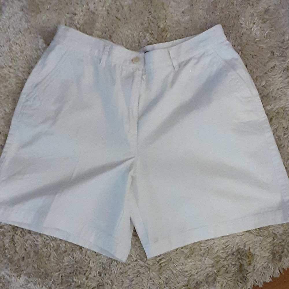 Lauren Ralph Lauren white 100% cotton shorts belt loops pockets size 12 EUC… - Picture 3 of 7